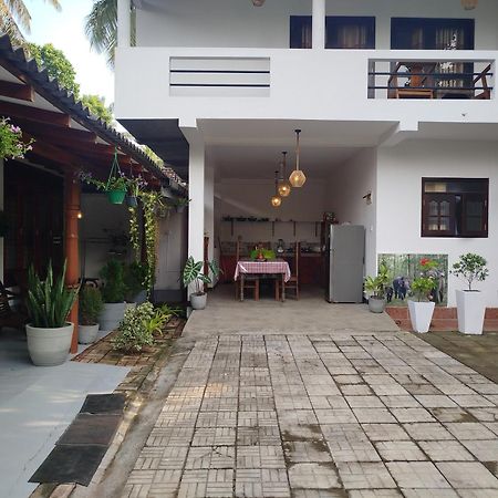 Little Villa Guest House Ахангама Экстерьер фото