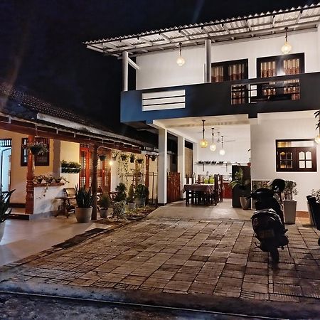 Little Villa Guest House Ахангама Экстерьер фото