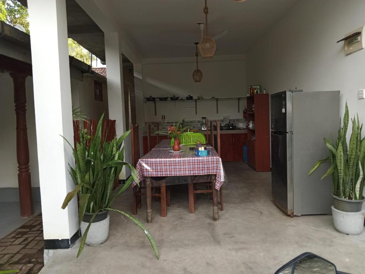 Little Villa Guest House Ахангама Экстерьер фото